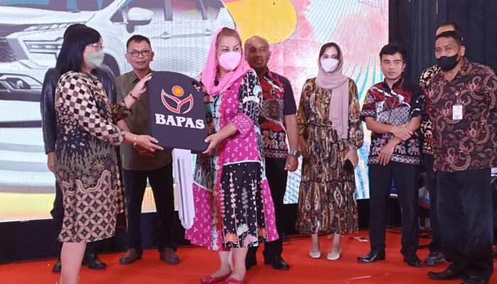 Yustiningsih Tak Menyangka, Dapat Mobil Mitsubishi Xpander Gara-gara Nabung di BPR Bank Pasar