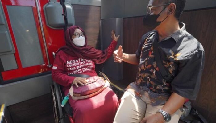 Kabar Terbaru !! Kini Trans Semarang Hadirkan Bus Ramah Disabilitas