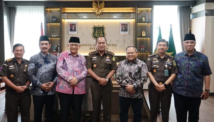 Silahturahmi Dengan LDII. Kejagung Tegaskan Negara Membebaskan Rakyatnya Beribadah Bagi Umat Beragama