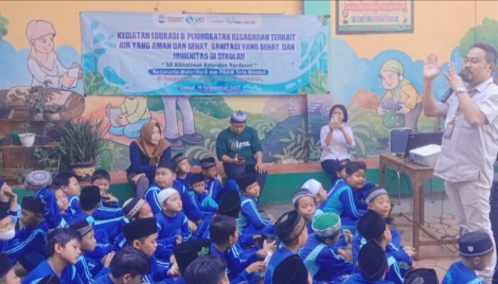 PDAM Ajak Siswa Sekolah Dasar Gunakan Air yang Sehat
