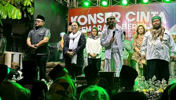 Hadiri Salawatan, Agustin Iswar Tegaskan Komitmen APBD Sebesar-besarnya untuk Masyarakat