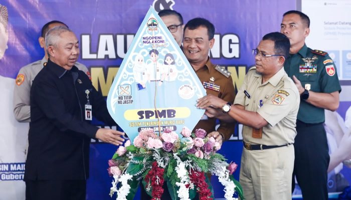 Jateng Pertama di Indonesia, Gratiskan Siswa Miskin di 139 Sekolah Swasta