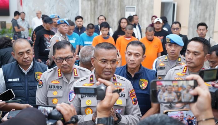 Tangani Aksi Anarkis, Polda Jateng Tegas Bedakan Aksi Damai dan Pelaku Kerusuhan