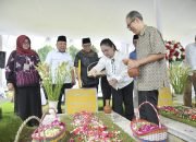 Ziarah ke Makam Pendahulu, Wali Kota Agustina Tegaskan Komitmen Merawat Jejak Sejarah Kota