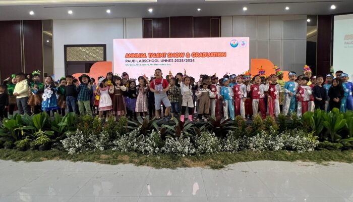 Menanam dan Cinta Lingkungan di Pentas PAUD Labschool Unnes