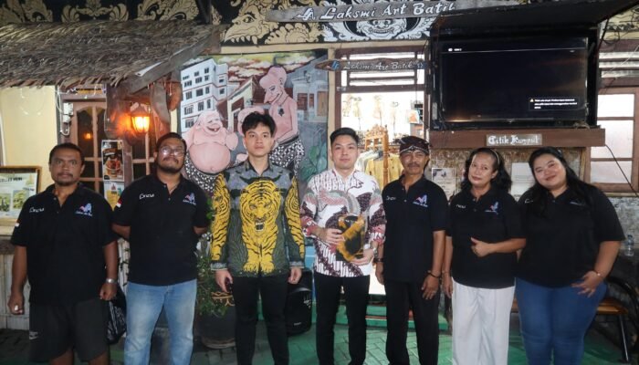 Sambang Industri Batik. HIPMI Undip dan ITB Belajar di Kampoeng Djahdoel Batik Semarang