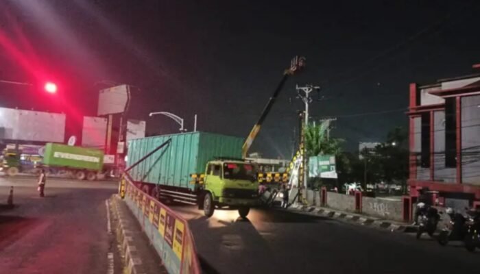 Portal Pembatas di Simpang Jrakah Patah Dihantam Truk, Dishub Beri Sanksi Tegas