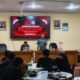 Koordinator Nasional Kuat Hermawan Santoso saat memberikan pengarahan strategis dalam acara Konsolidasi Relawan Bolone Mase Indonesia Grobogan di Rumah Kedelai Grobogan.