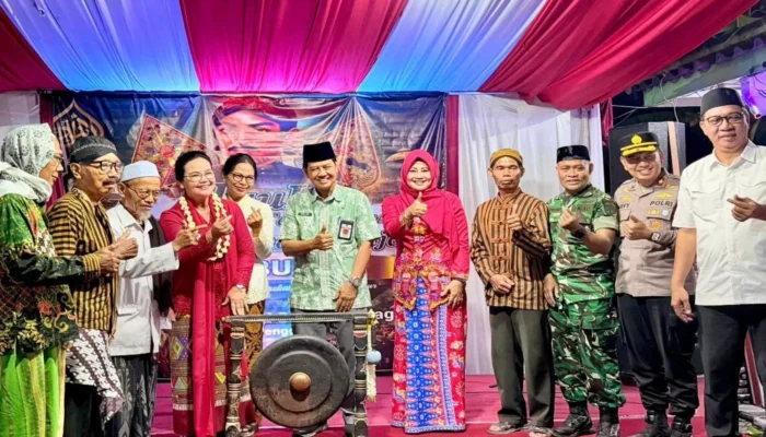 DPMPTSP Kota Semarang Sosialisasikan Perizinan di Acara Haul Sunan Kalijaga